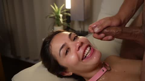 Snapshot of couplemylove chatting on October 2, 5:03 am Momo and Nico - - 20 OFF online show from October 2, 5:03 am