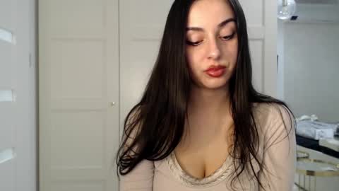 Courtney online show from December 16, 3:17 pm