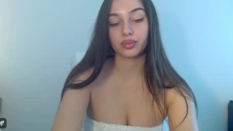 Courtney online show from May 15, 8:21 am