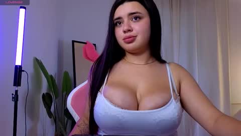 Courtney online show from October 8, 2:47 pm