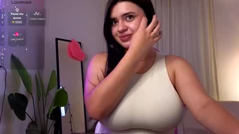 Courtney online show from October 18, 2:29 pm