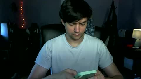 Snapshot of courtshipdating chatting on April 7, 10:20 pm Harry online show from April 7, 10:20 pm