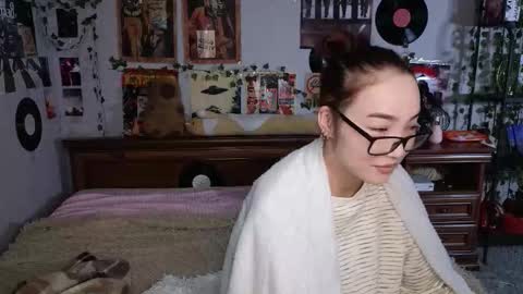 Snapshot of coventinahazleton chatting on November 15, 9:11 pm Yuna online show from November 15, 9:11 pm