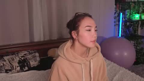 Snapshot of coventinahazleton chatting on December 13, 8:36 pm Yuna online show from December 13, 8:36 pm