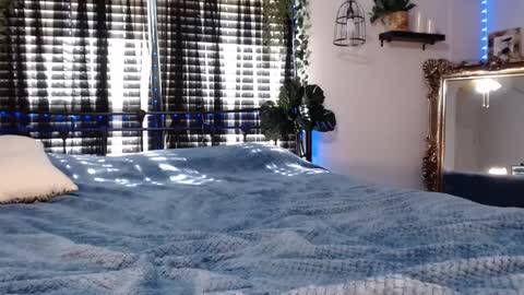 Snapshot of cowboyxmilf1 chatting on September 30, 4:12 pm CowboyXMilf online show from September 30, 4:12 pm
