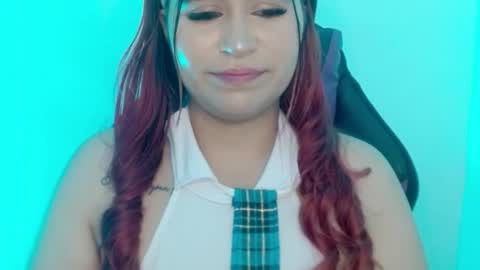cozy_kitty online show from May 9, 3:23 am