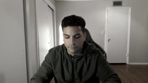 Snapshot of cpapichulo chatting on February 6, 3:11 am CpapiChulo online show from February 6, 3:11 am