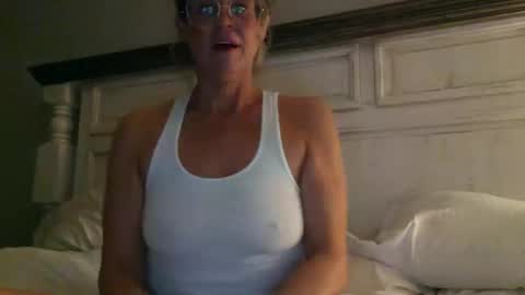 crash_cart_cutie online show from February 16, 2:07 am