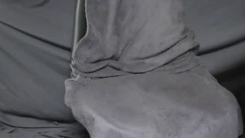 Snapshot of crazy2411 chatting on October 31, 4:57 am crazy2411 online show from October 31, 4:57 am