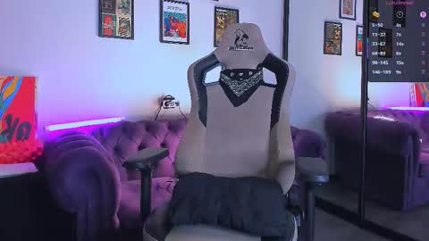    online show from September 20, 5:25 pm