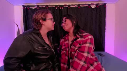 Lexie  Rose  online show from March 21, 4:39 am