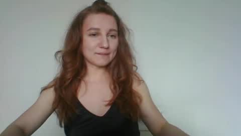 crazy_kisses_ online show from April 23, 5:30 am
