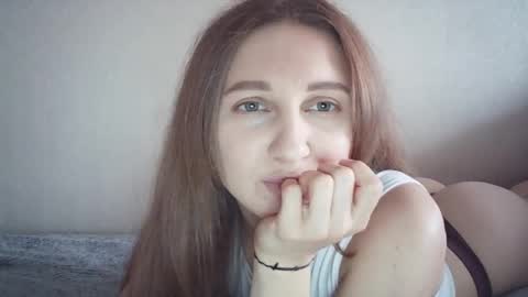 crazy_kisses_ online show from May 21, 5:47 am