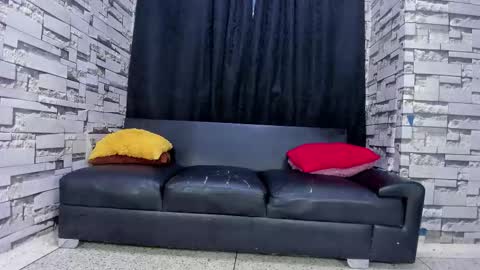 Snapshot of crazy_sex_cult chatting on January 13, 1:05 pm Crazy Sex Cult- Girl Thayler Age 18- Boy Louis Age 20 online show from January 13, 1:05 pm