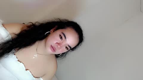 Hot Ayisha online show from December 18, 3:58 am