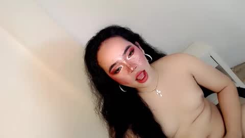 Hot Ayisha online show from December 24, 7:44 pm