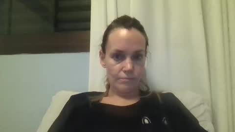 Snapshot of crazyanny chatting on October 10, 12:31 am Anny online show from October 10, 12:31 am