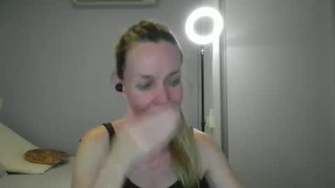 Anny online show from December 14, 12:49 am