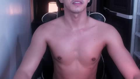 Snapshot of crazyasiancum chatting on September 15, 9:53 am Zion online show from September 15, 9:53 am