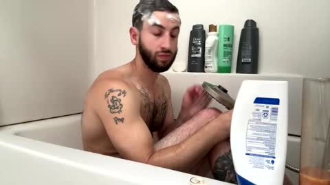 crazydill28 online show from May 17, 2:35 pm