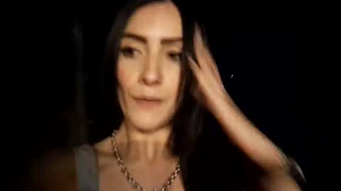 Snapshot of crazyfantasies_ chatting on October 23, 2:00 am Mely online show from October 23, 2:00 am