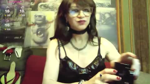 Snapshot of crazyjuny chatting on December 14, 4:40 am CrazyJuny online show from December 14, 4:40 am