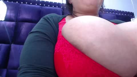 diosalinda online show from September 19, 8:53 pm