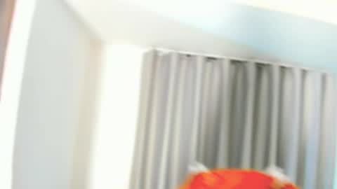 Snapshot of crazyorange4 chatting on October 13, 10:04 am You can ask online show from October 13, 10:04 am