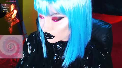 Roxy online show from March 25, 2:34 pm