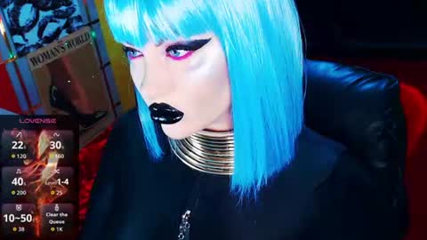 Roxy online show from July 10, 3:14 pm