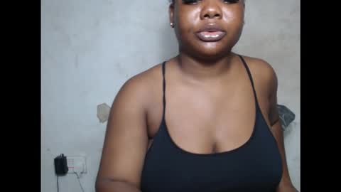 crazyslut17 online show from October 3, 9:56 pm