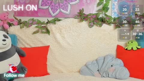 Snapshot of crazyteeen chatting on December 18, 9:25 am Anny online show from December 18, 9:25 am