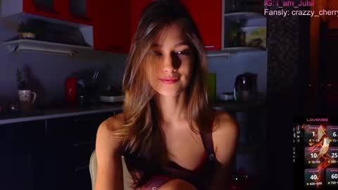 Snapshot of crazzy_cherry chatting on January 30, 2:47 pm crazzy cherry online show from January 30, 2:47 pm