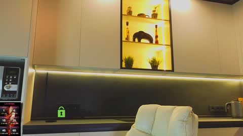 crazzy cherry online show from March 28, 8:36 am