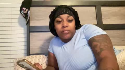 Snapshot of creame_sensation chatting on October 26, 11:49 am PHANTOMTARGARYENXXX online show from October 26, 11:49 am