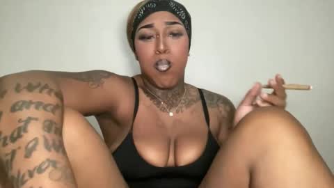 PHANTOMTARGARYENXXX online show from April 2, 9:29 am