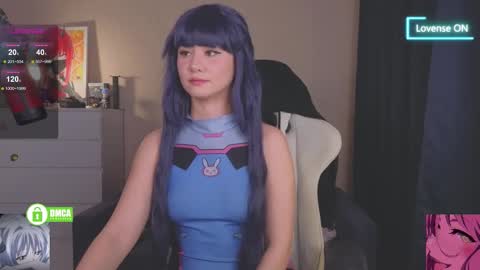 Snapshot of creammeow chatting on March 2, 1:41 am Alina online show from March 2, 1:41 am