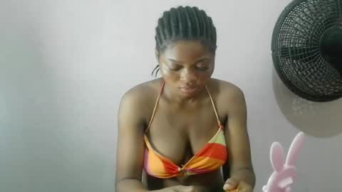 Snapshot of creamy_babyx chatting on May 11, 9:04 am Creamy babyx online show from May 11, 9:04 am