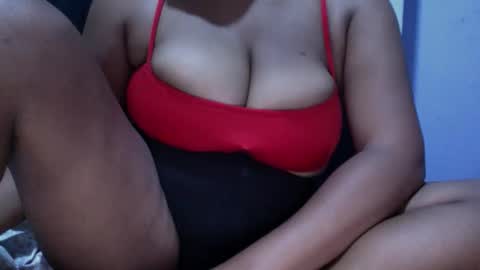 CreamyCocoBabe online show from May 17, 6:37 pm