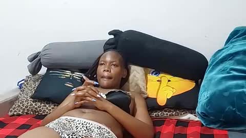 Snapshot of creamyhub chatting on January 12, 8:41 am creamyhub online show from January 12, 8:41 am