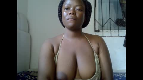 Snapshot of creamypussyxx chatting on March 27, 12:05 pm creamypussyxx online show from March 27, 12:05 pm