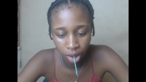 Snapshot of creamyxmuffin chatting on September 21, 6:15 am creamyxmuffin online show from September 21, 6:15 am