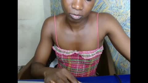 creamyxsugar online show from September 22, 6:59 am