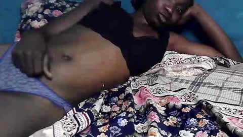 creamyxsugar online show from October 29, 7:43 am