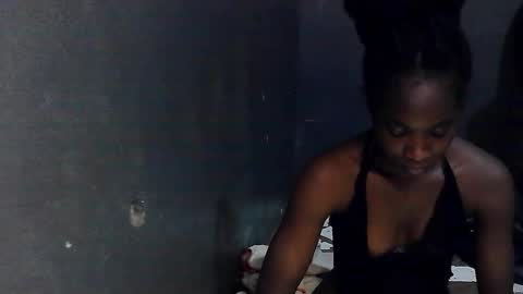 creamyxsugar online show from February 17, 10:49 pm