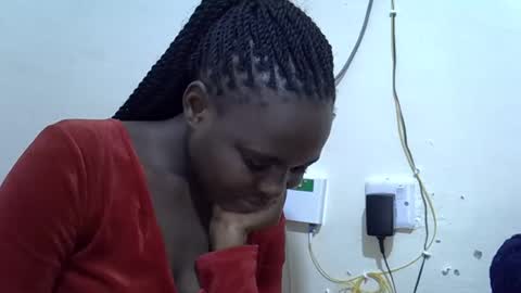 creamyypussyy online show from October 14, 9:37 pm