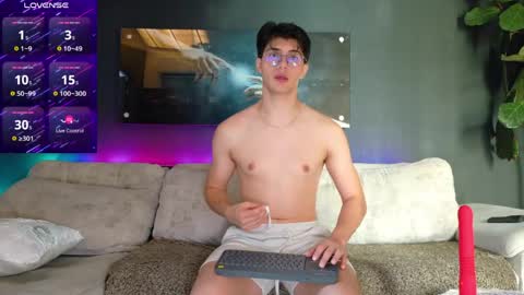 CRHISTIAN online show from May 3, 3:51 pm