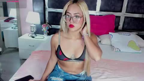 CristyBloom  online show from June 24, 7:57 pm