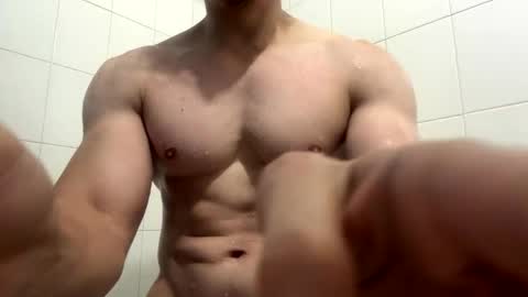 cris2428 online show from February 13, 3:39 am