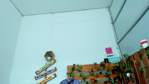 Snapshot of cris_dulce chatting on April 16, 7:03 pm cris_dulce online show from April 16, 7:03 pm